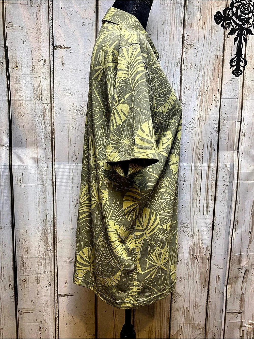 Columbia PFG Tamiami II Tropical Print Polo in Green Size Medium NWT - Picture 4 of 9
